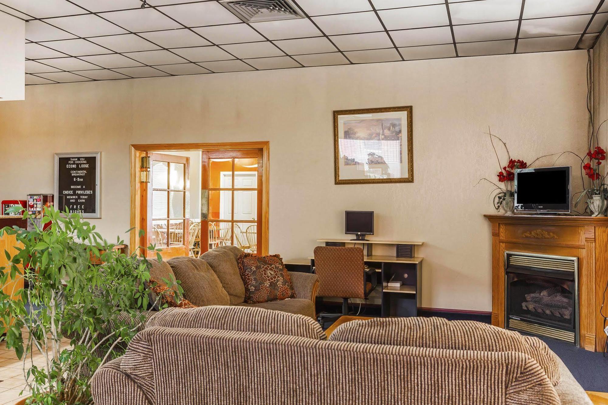 Econo Lodge Inn & Suites Denver Extérieur photo