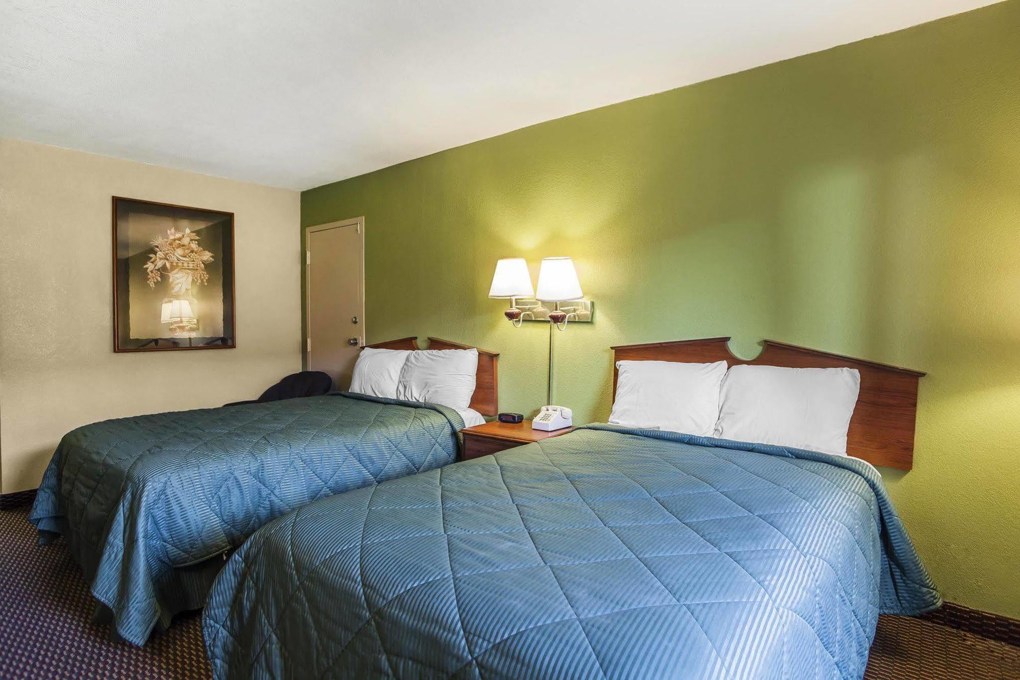 Econo Lodge Inn & Suites Denver Extérieur photo