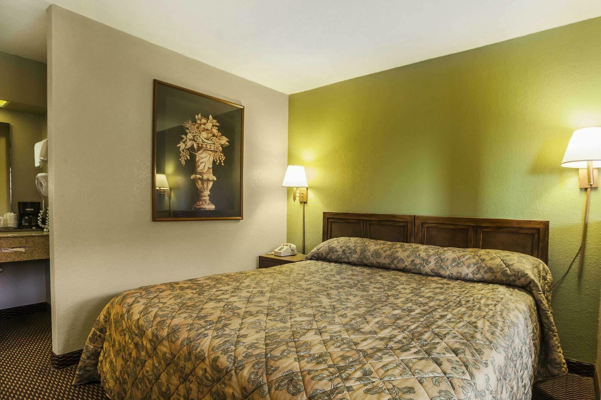 Econo Lodge Inn & Suites Denver Extérieur photo